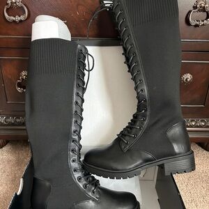 Torrid Black Knee High Lace Up Combat Boots Stretch Wide Calf 8.5